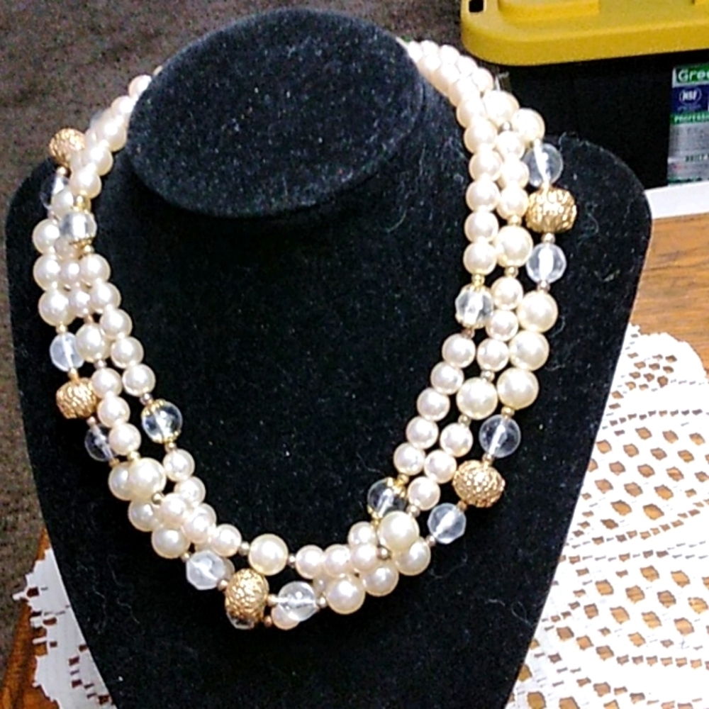 ( Any 2 for $12) fashion pearl necklace